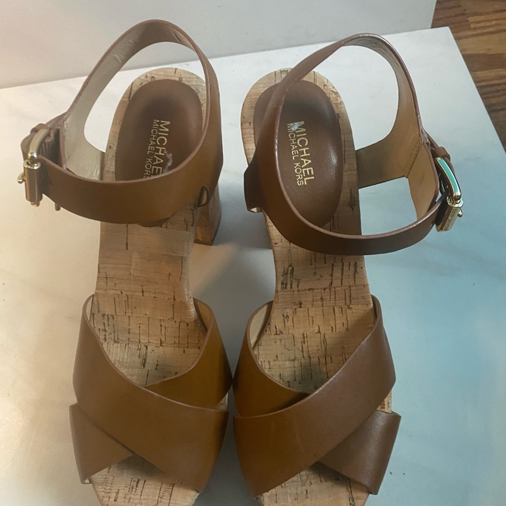 New Women Michael Kors heels size 8.5 - Picture 3 of 7